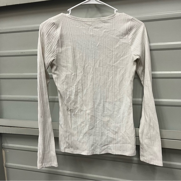 Hollister Y2K White long sleeve top SMALL - Picture 3 of 3
